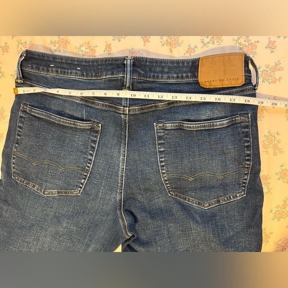 36x32 LIKE NEW⭐️Dark Wash Men’s Size 36x32 Original Bootcut American Eagle Jean - Picture 4 of 7